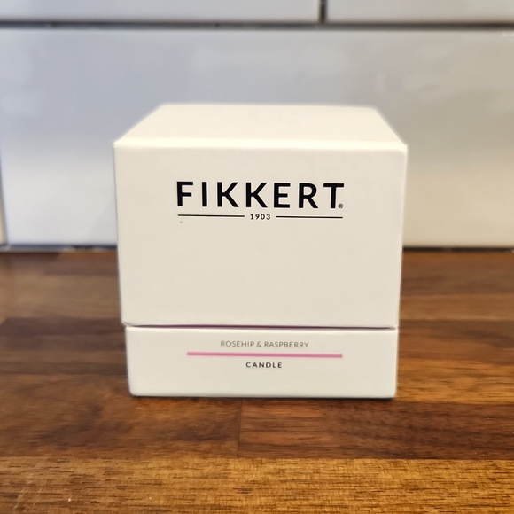 Fikkert 1903 - Roseship & Raspberry Candle - Picture 1 of 5